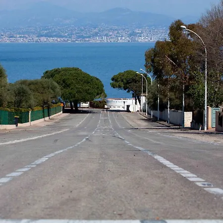 Modern In The Heart Of Cap D'antibes Appartement